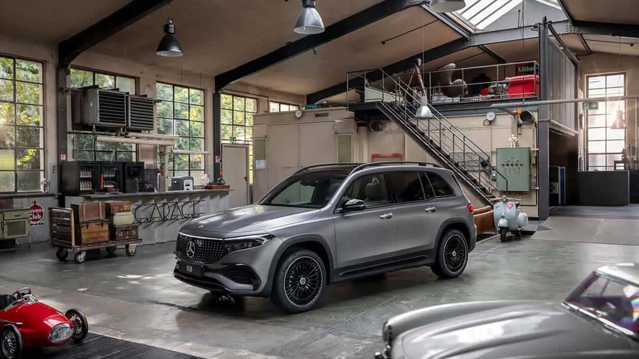 Nuevo Mercedes-Benz EQB 2023