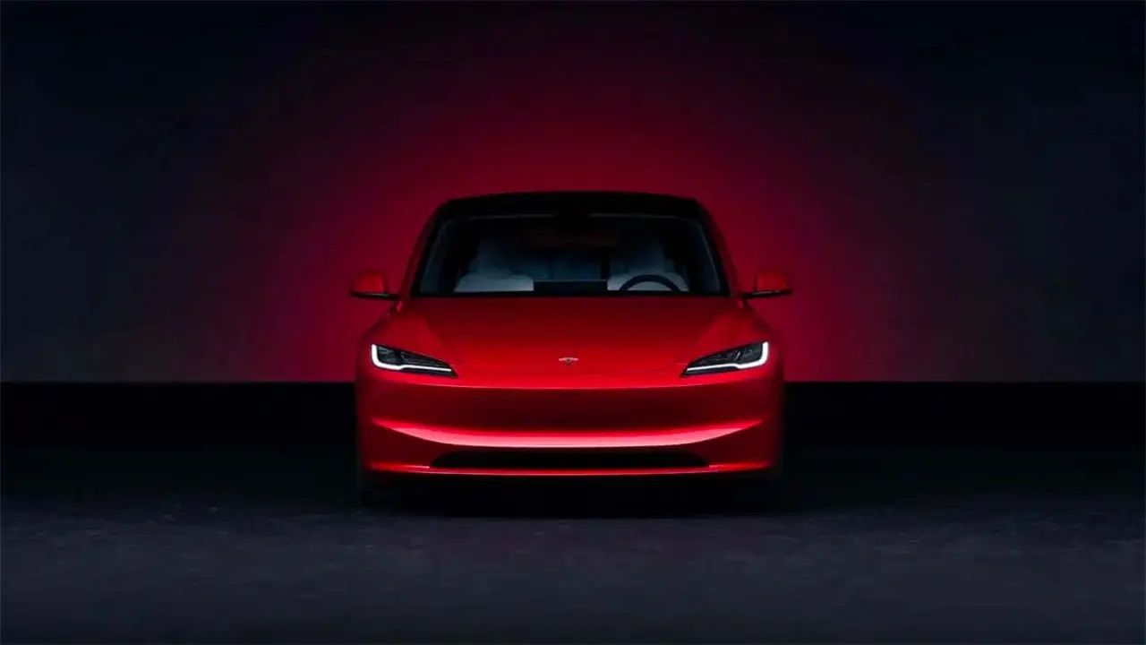 Tesla Model 3 Highland frontal