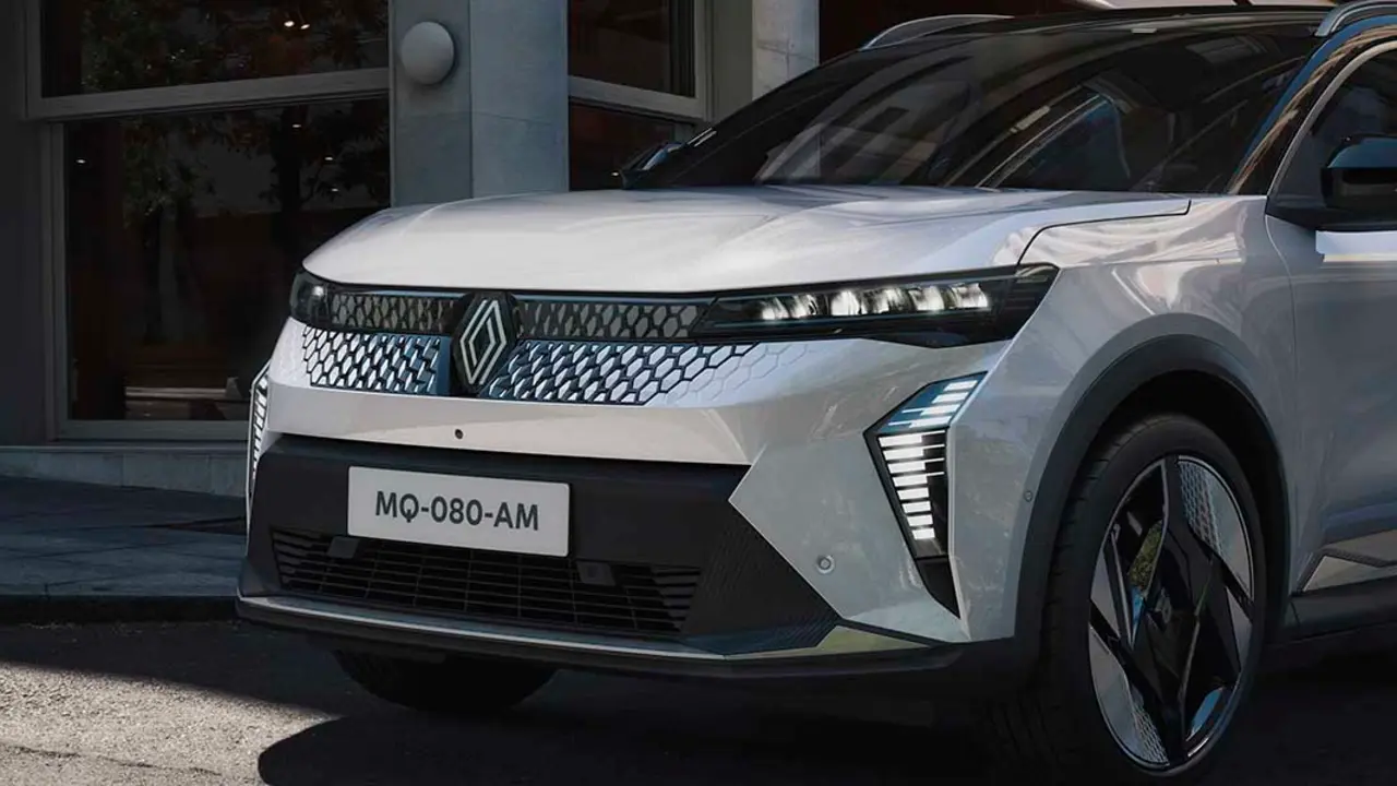 Renault-Scenic-E-Tech_2