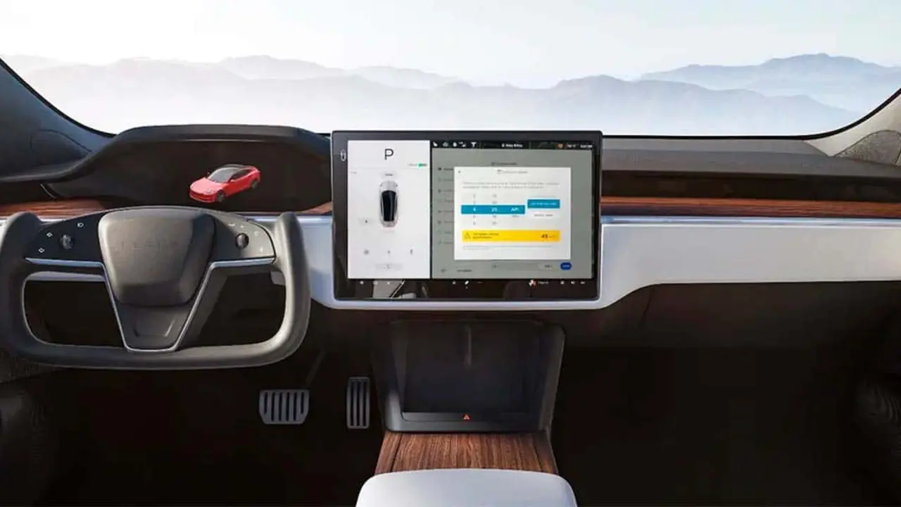Actualizaci&oacute;n Software en coche Tesla