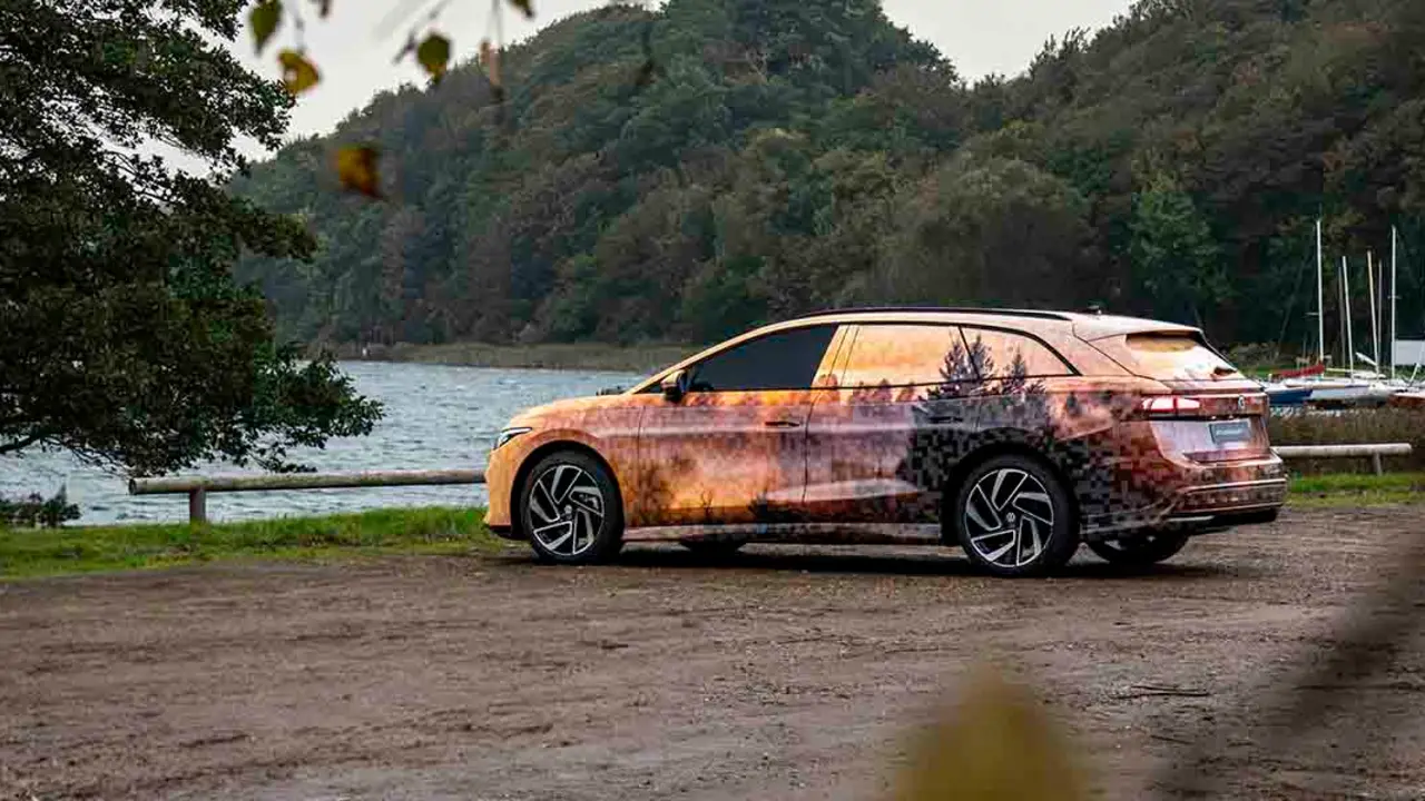Volkswagen-ID-7-Tourer_