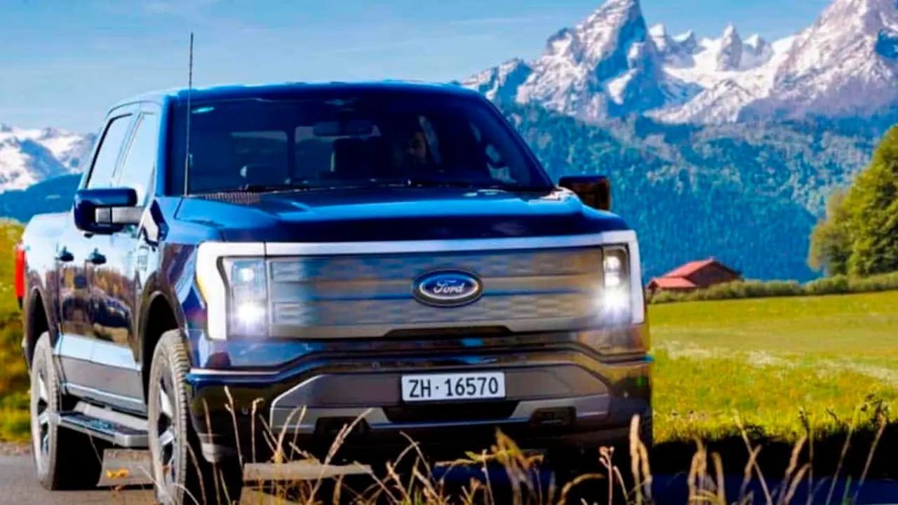 Ford-F-150-Lightning_Suiza