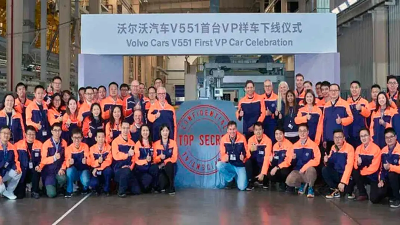 Primer-prototipo-Volvo-ES90-fabricado-China