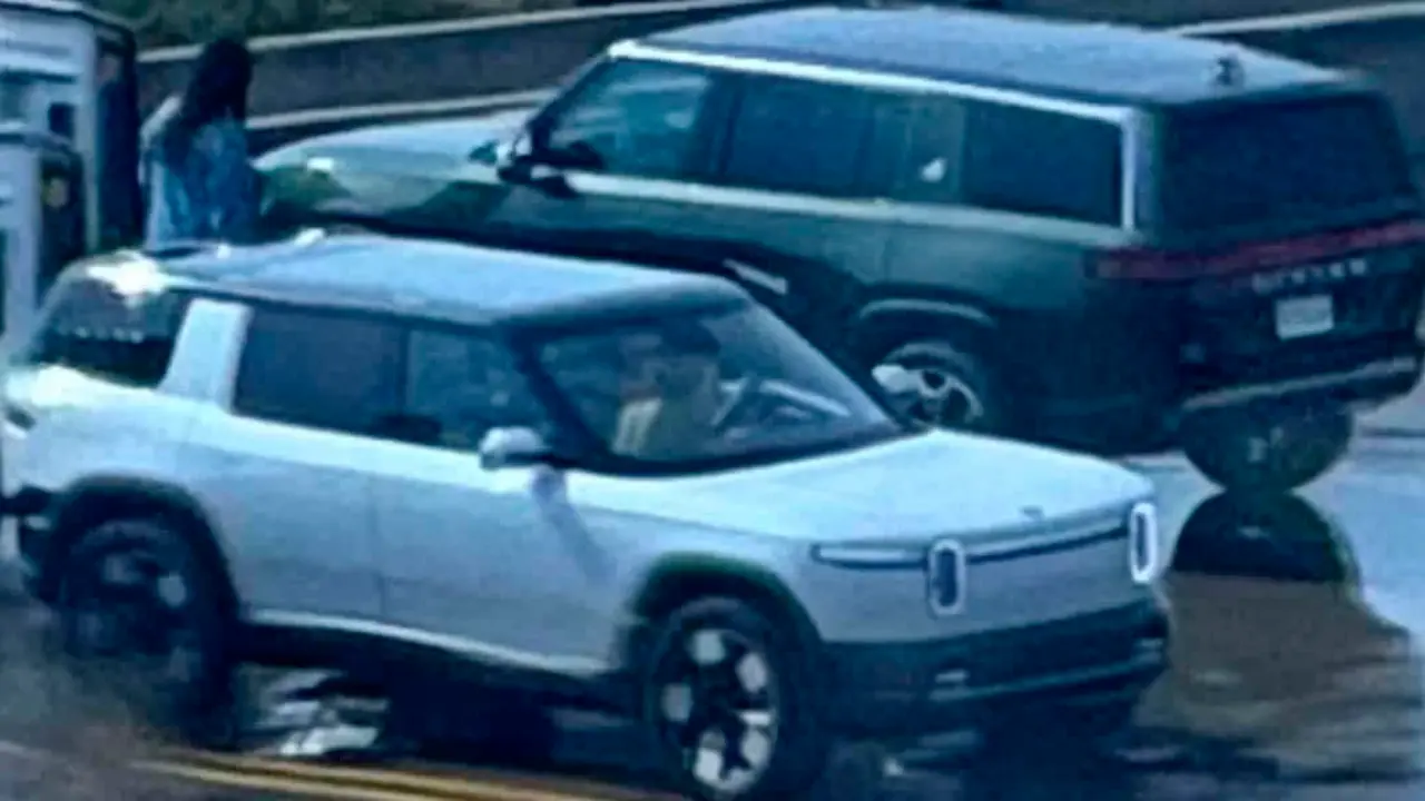 Filtrado-Rivian-R2_Cargando