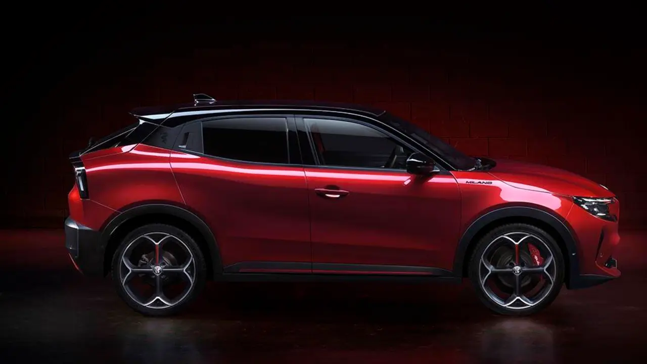 Alfa-Romeo-Milano_lateral