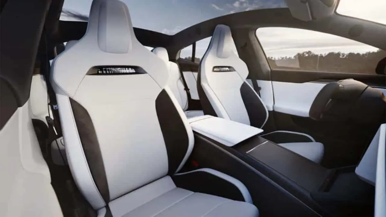 Tesla Model S estrena asientos deportivos