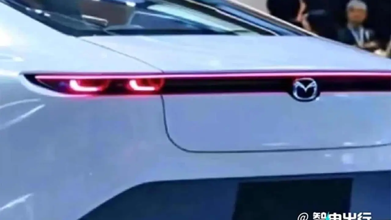 Mazda ez6 - trasera filtrada