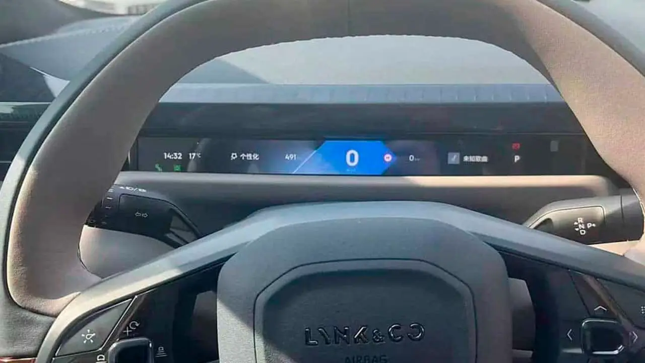 Lynk-Co-Zero_interior-primeras-imagenes