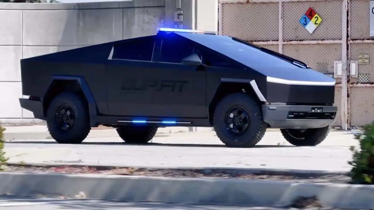 Tesla Cybertruck polic&iacute;a