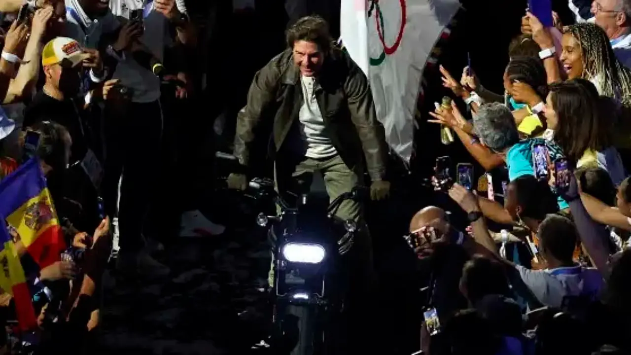Tom-Cruise-ceremonia-clausura-Juegos-Olimpicos-Paris-2024