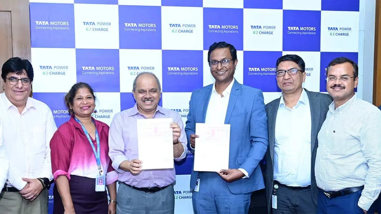 TATA acuerdo expansi&oacute;n puntos recarga en La India