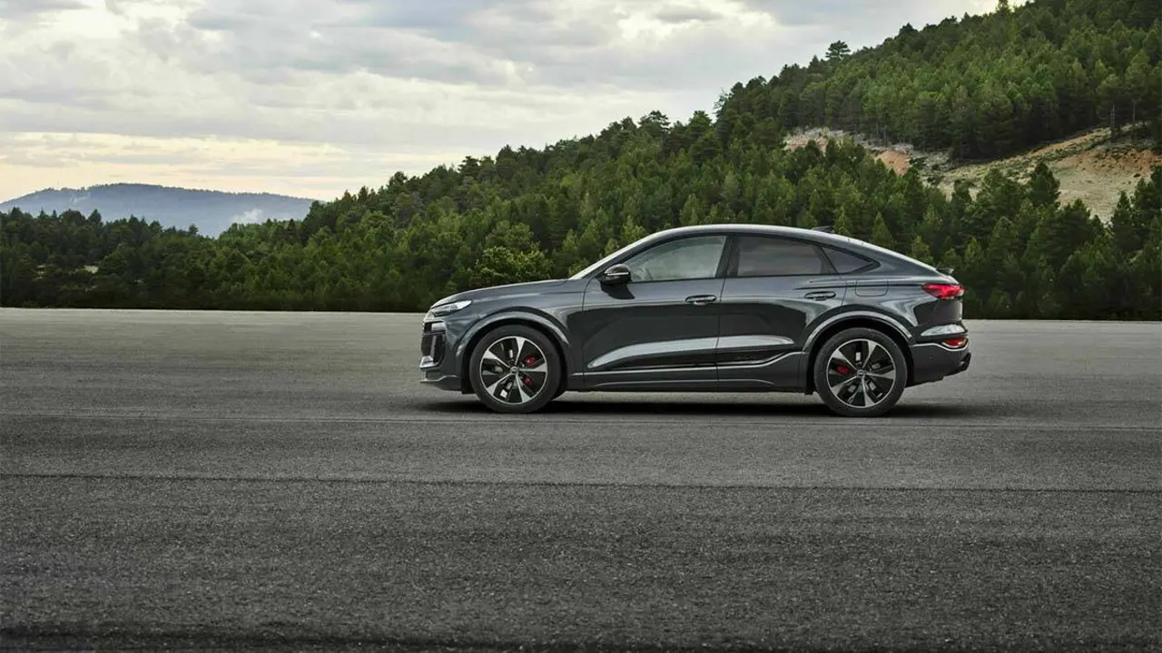audi-q6-sportback-etron-lateral