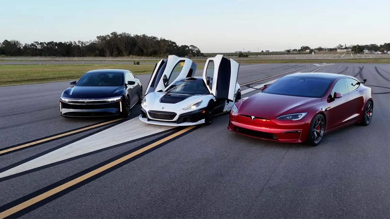 carrera Tesla Model S Plaid, Rimac Nevera y Lucid Air Sapphire