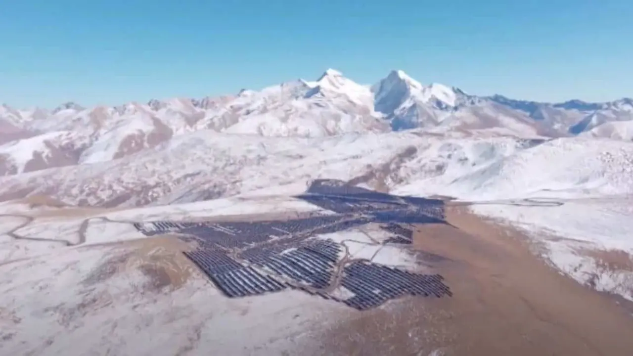 Planta solar fotovoltaica m&aacute;s alta de mundo