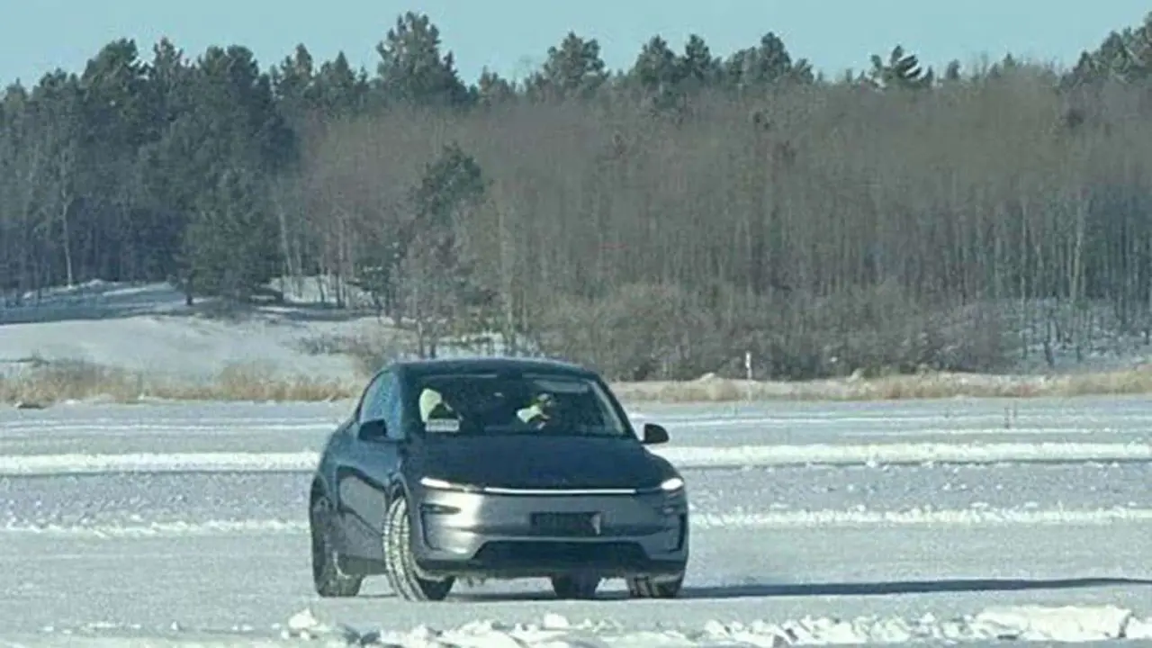 Tesla Model Y Juniper sin camuflaje