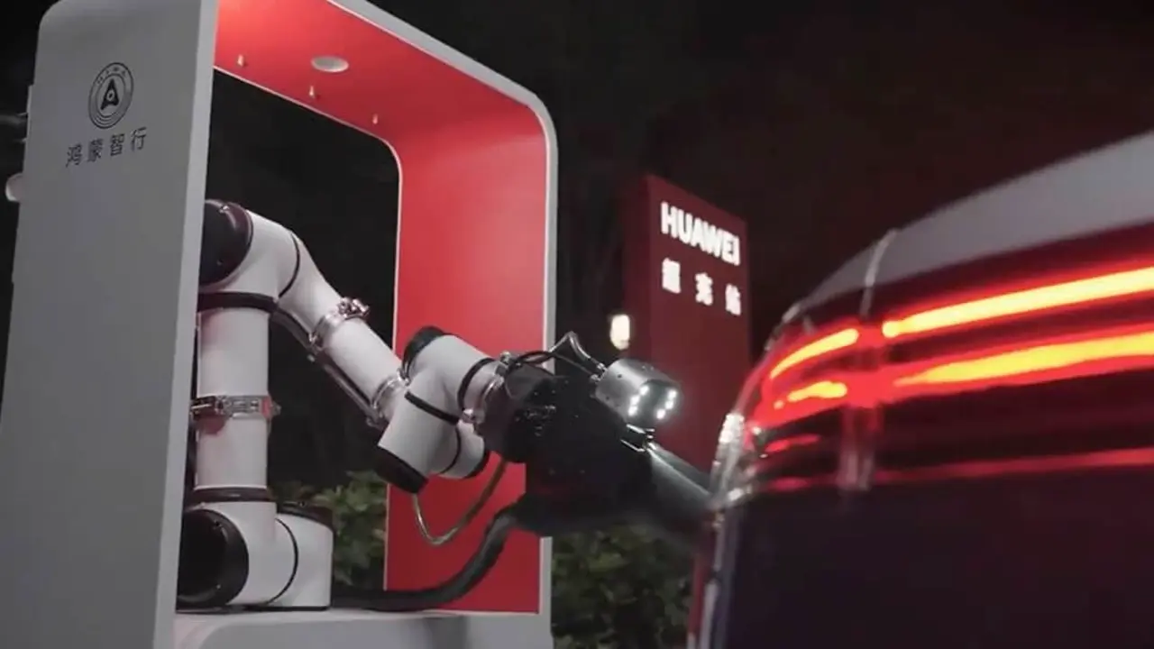 Huawei-brazo-robotico-carga_Maextro