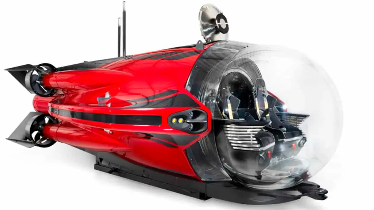 Submarino-Super-Sub_U-Boat-Work_lateral