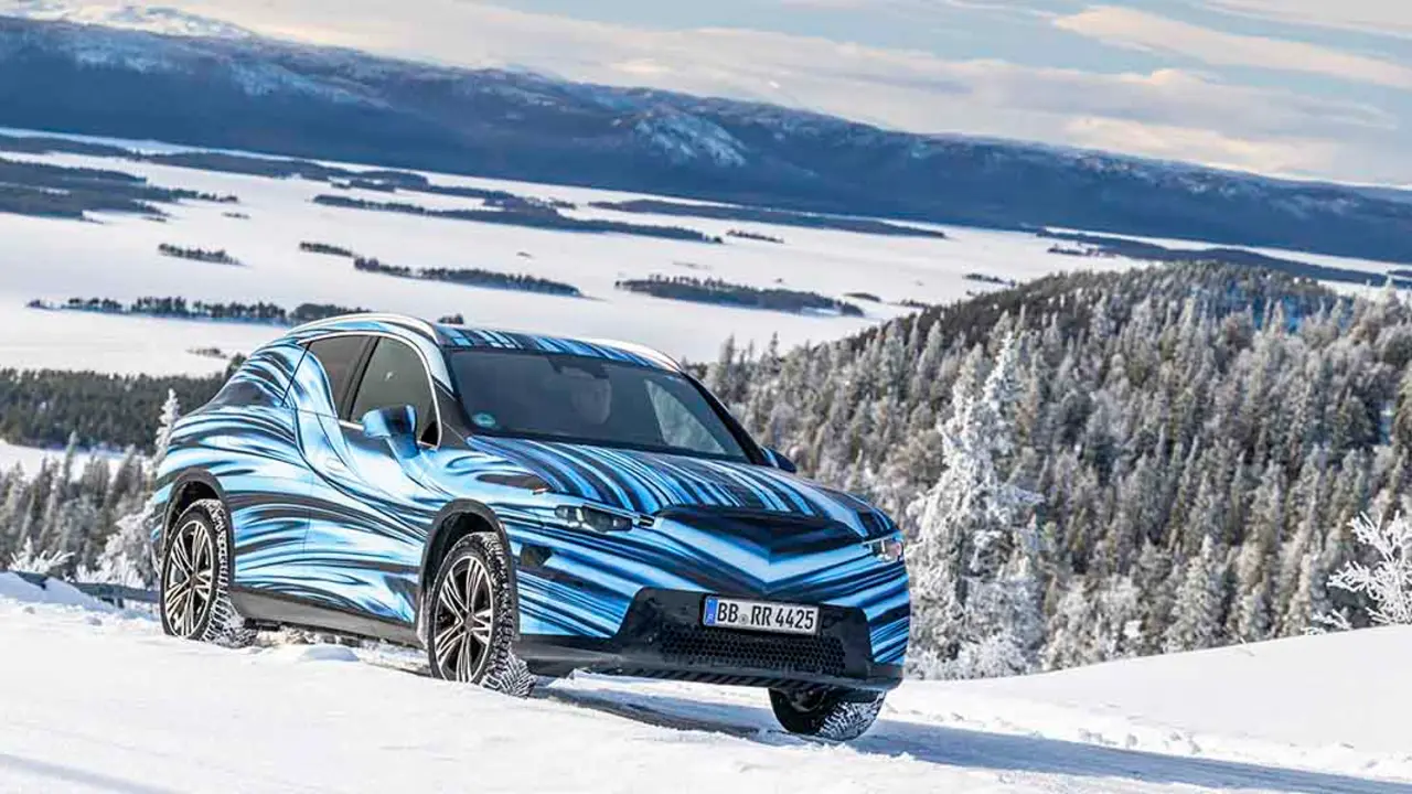 Mercedes-Benz-GLC-electrico_pruebas-invernales_