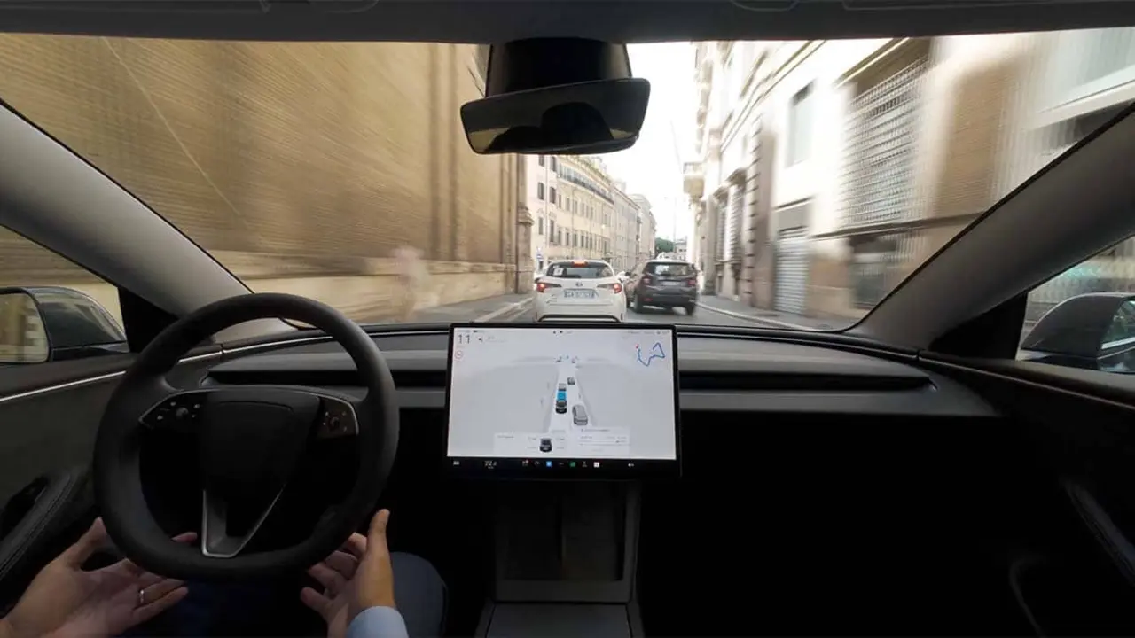 FSD de Tesla en Roma