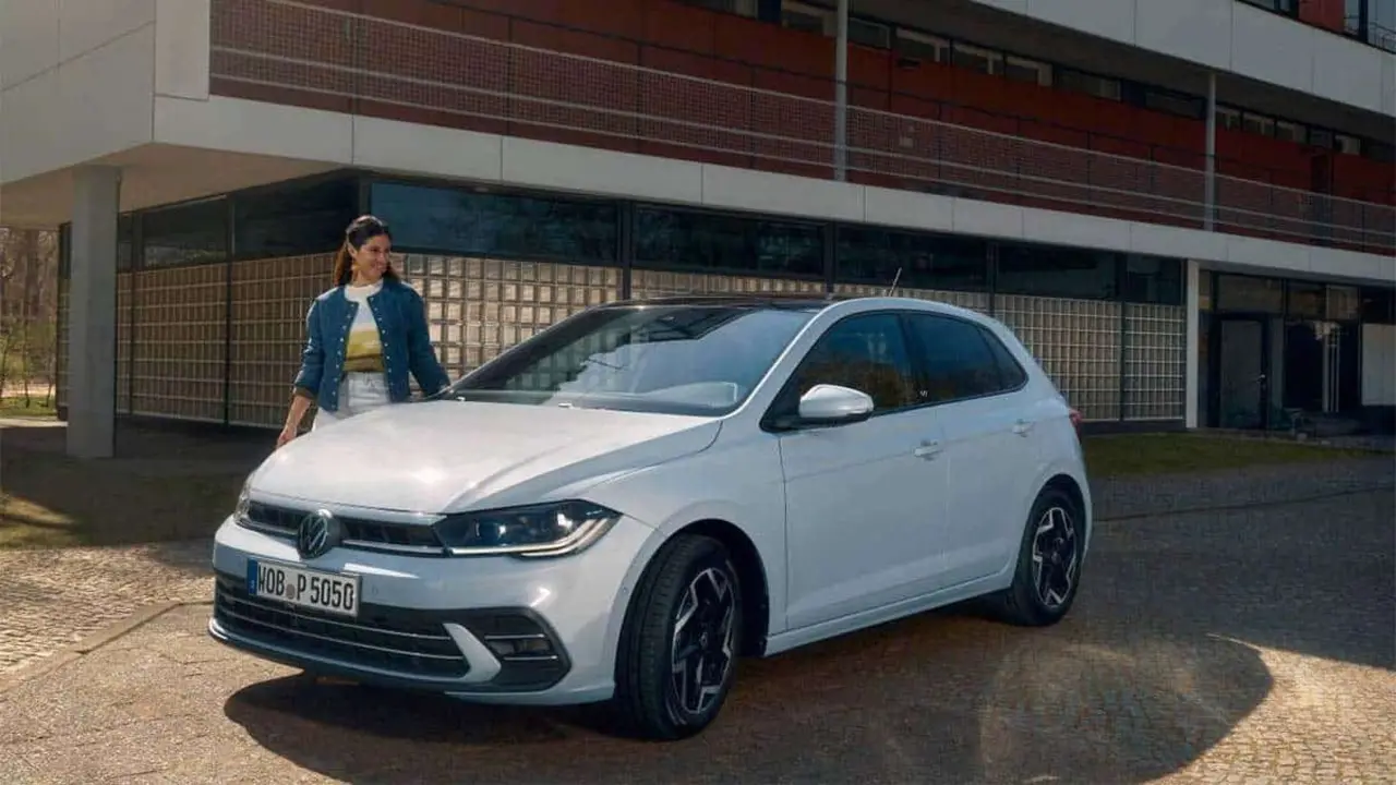 Coche gasolina (anuncio)