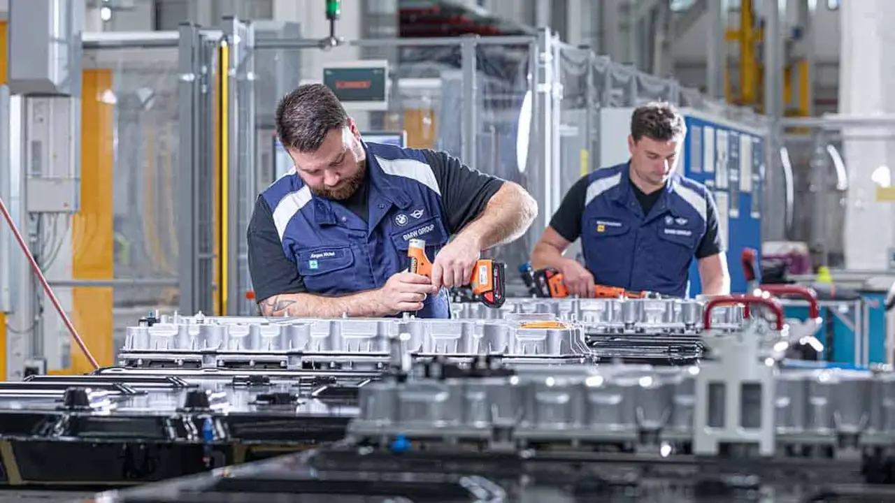 Baterias-Neue-Klasse-BMW_produccion