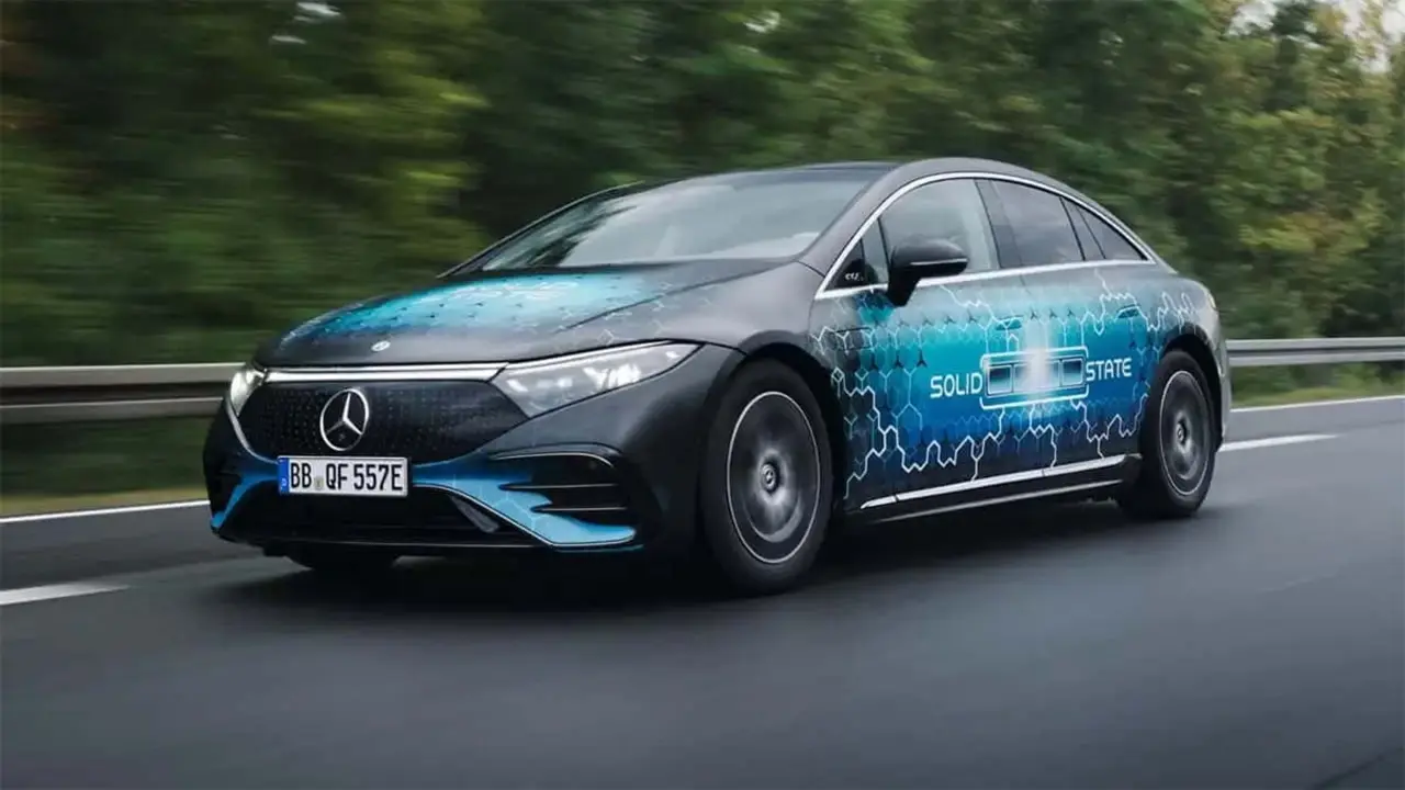 Mercedes EQS con bater&iacute;a estado semi s&oacute;lido