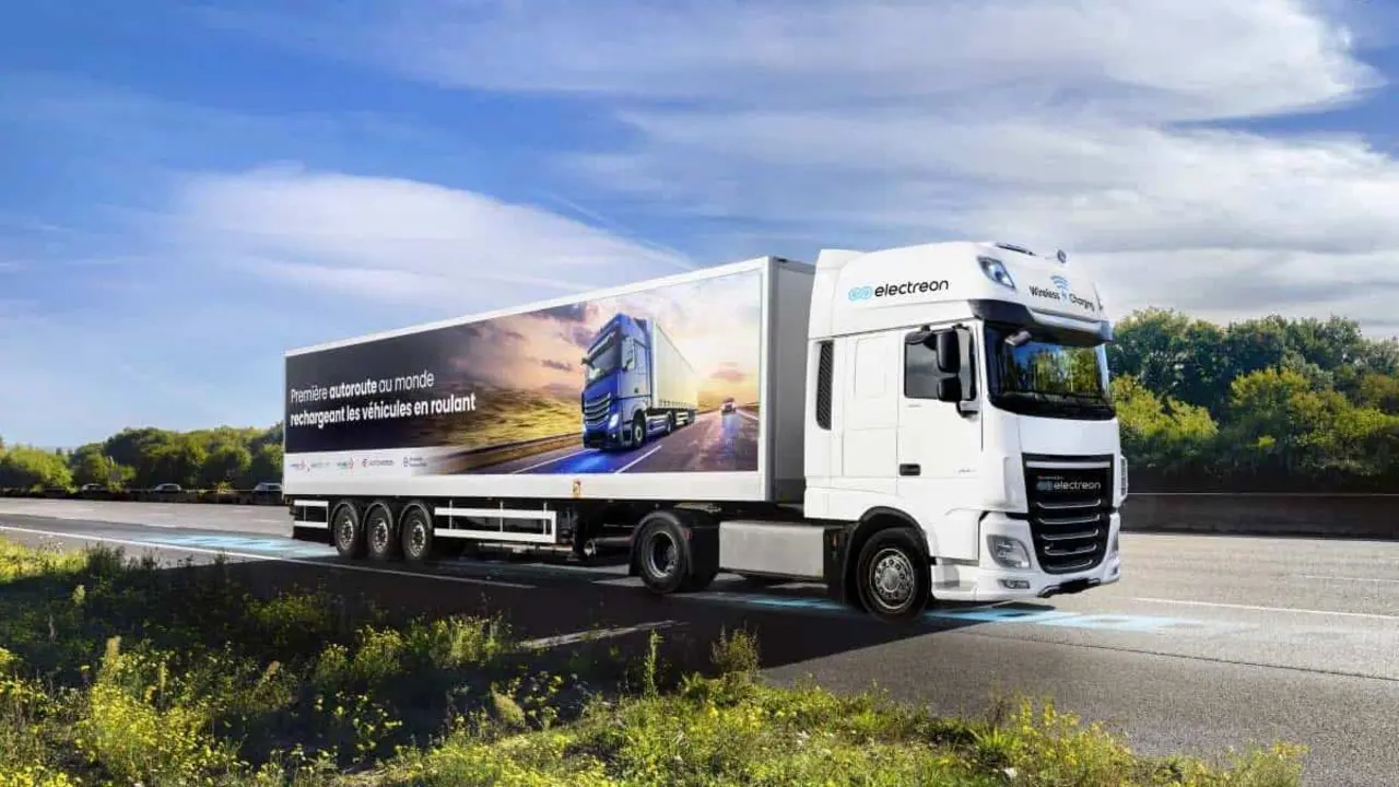 Camion el&eacute;ctrico (carga inalambrica)