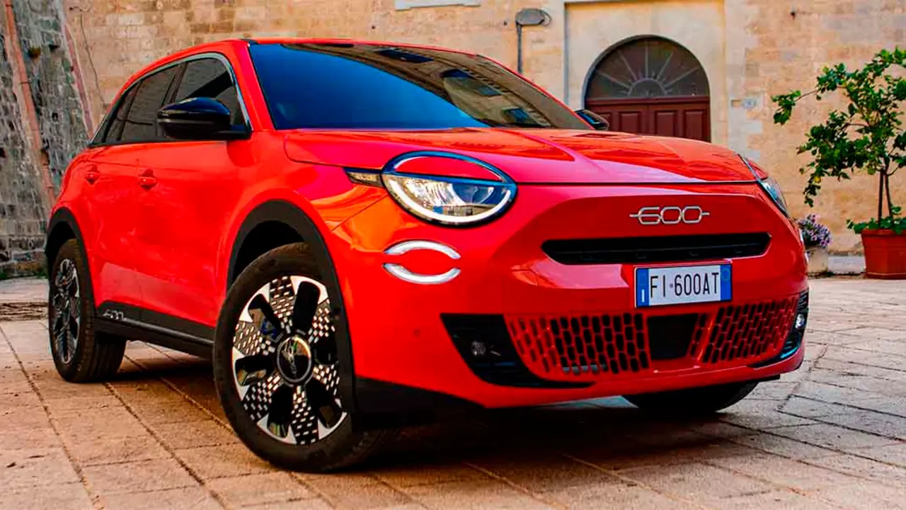 Fiat-600_rojo