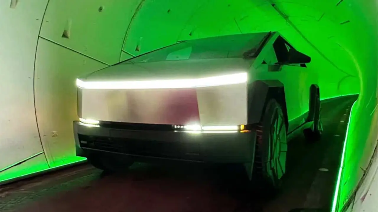 Tesla Cybertruck disponible en el Loop de Las Vegas
