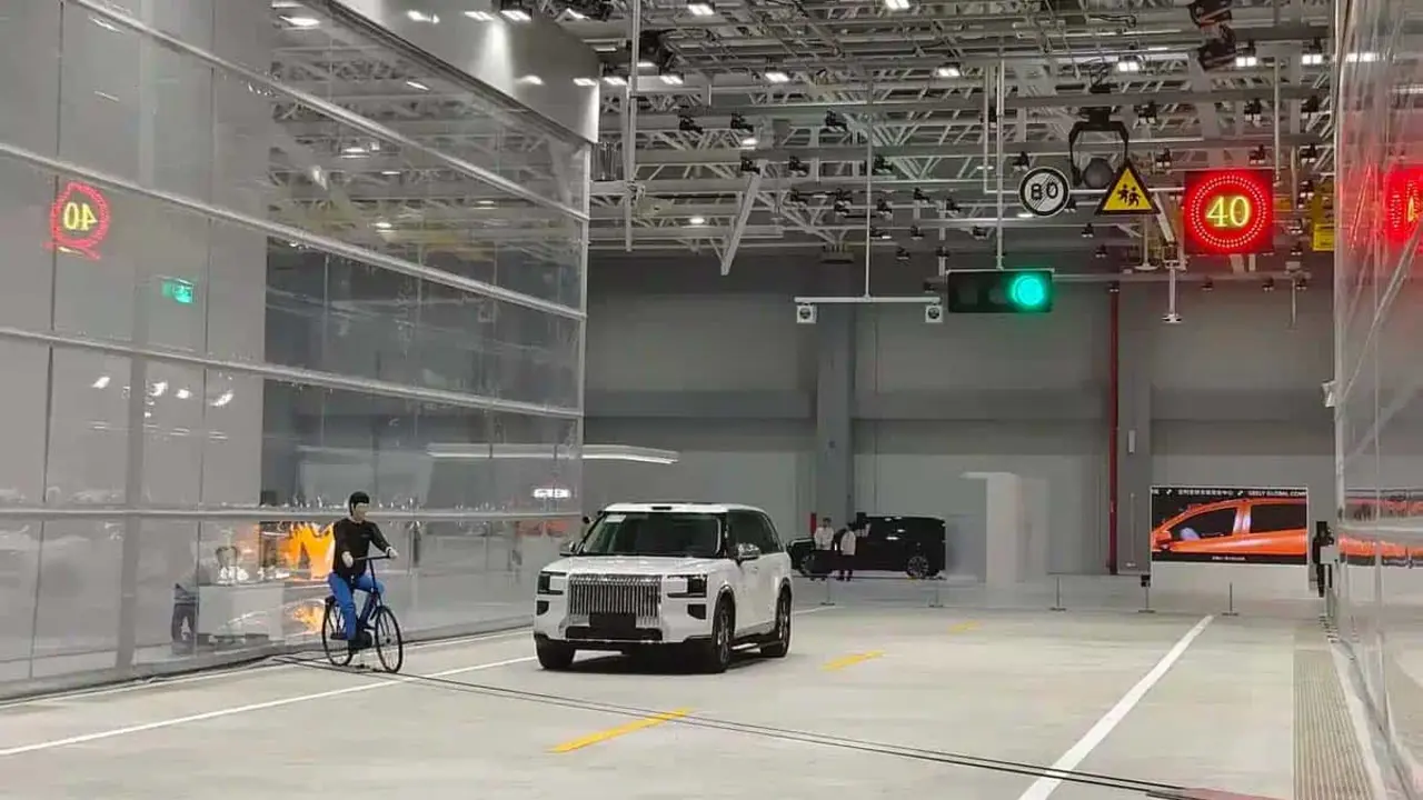Centro de seguridad de Geely