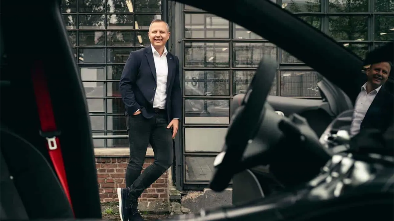 Nuevo CEO smart Europa posando, (Wolfgang Ufer)