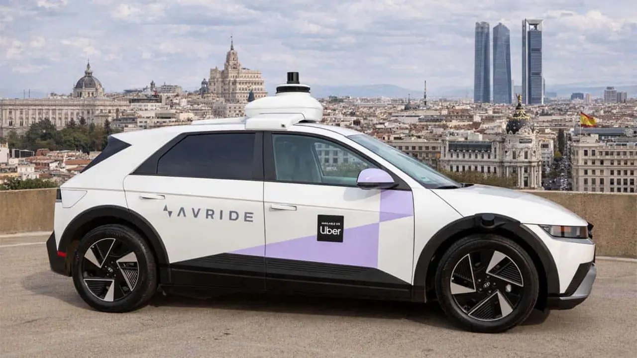 Uber Madrid - robotaxi con conducci&oacute;n aut&oacute;noma