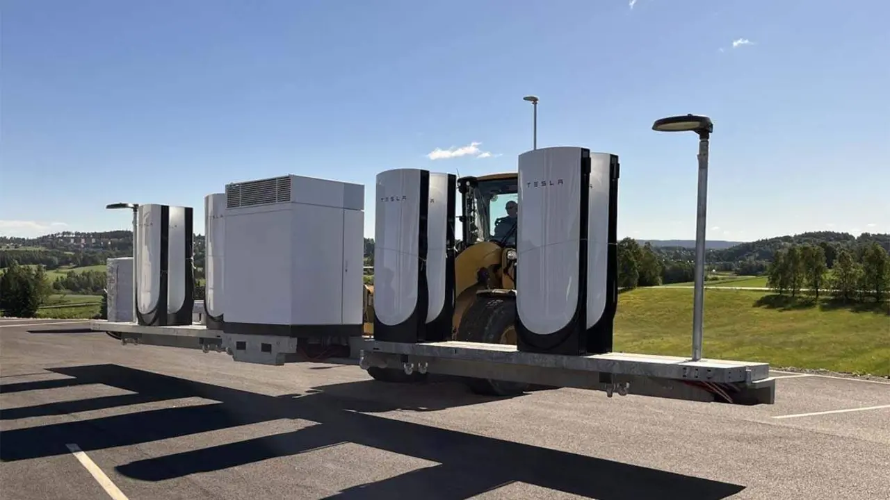 Tesla Supercharger V4 de 500 kW en Europa