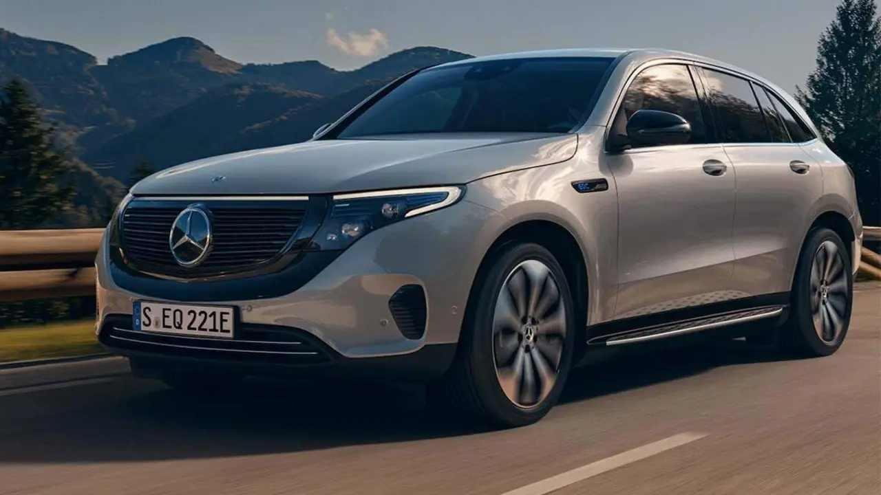 Mercedes-Benz-EQC_