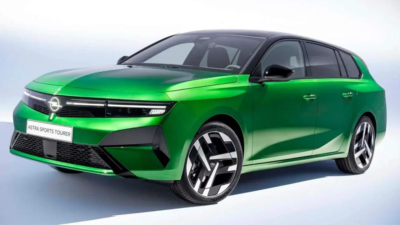 Opel-Astra-Sports-Tourer_verde