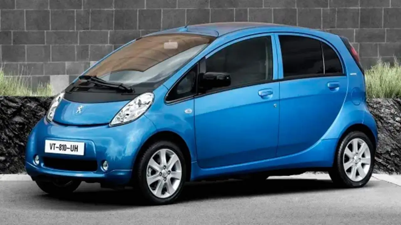 Peugeot-iOn_