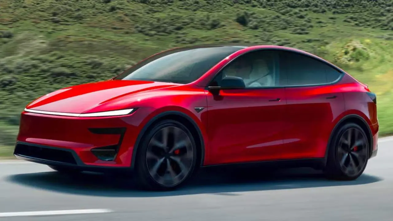 Tesla Model Y Performance de color rojo