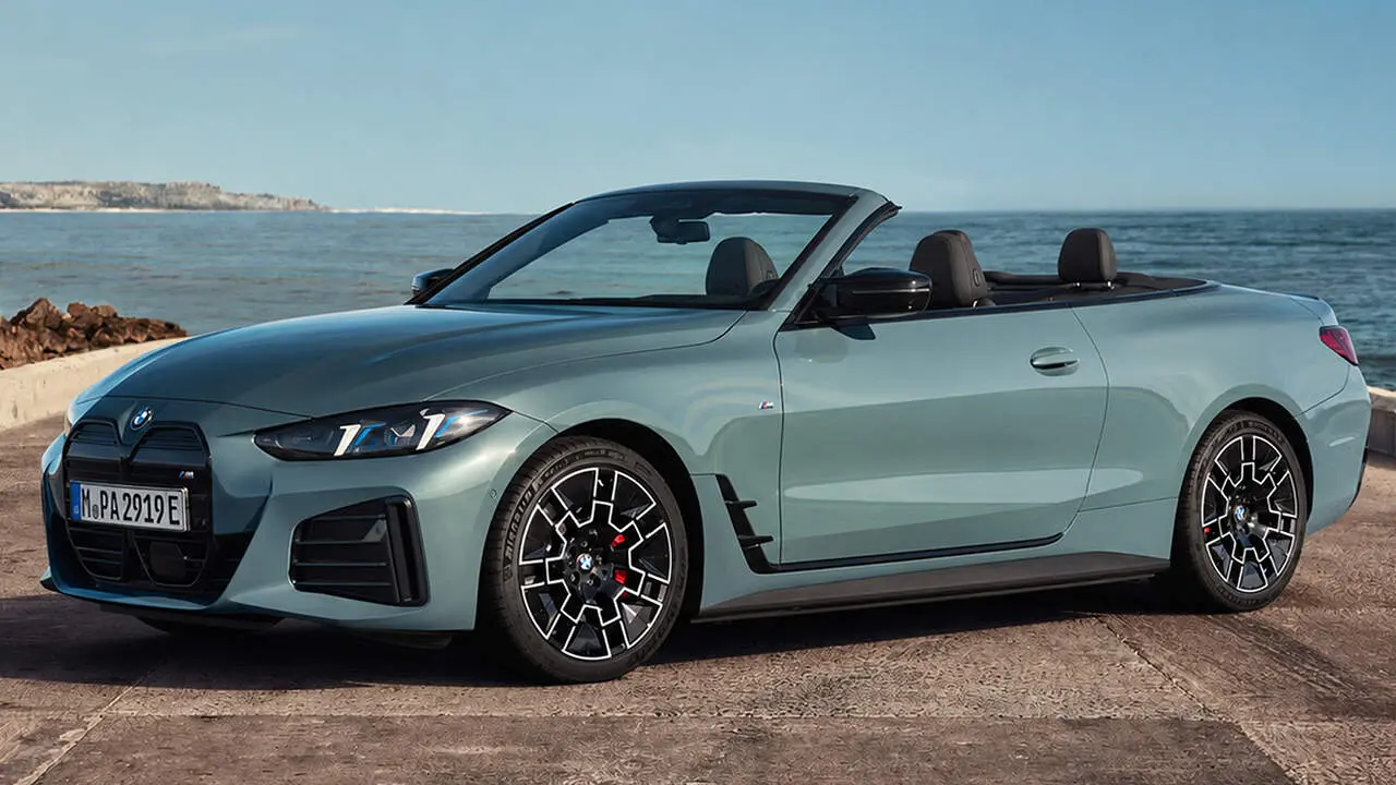 BMW i4 Cabrio descapotable (recreaci&oacute;n con IA)