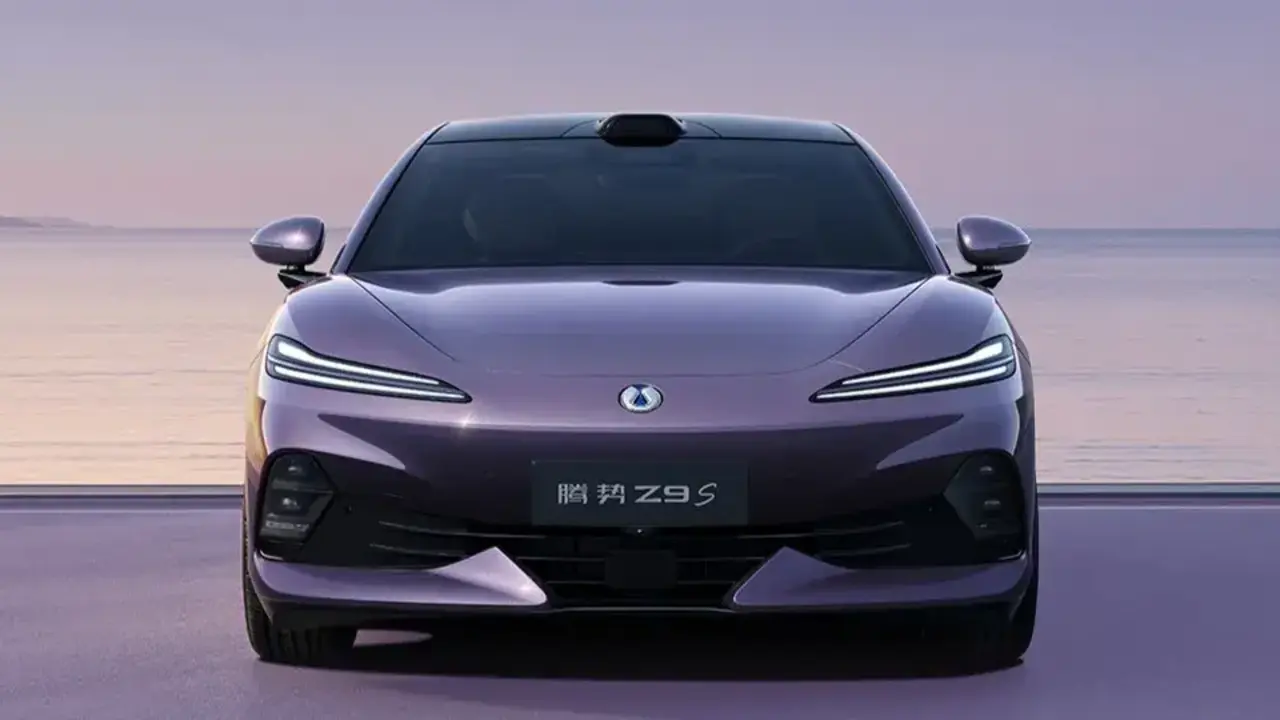 BYD Denza Z9S