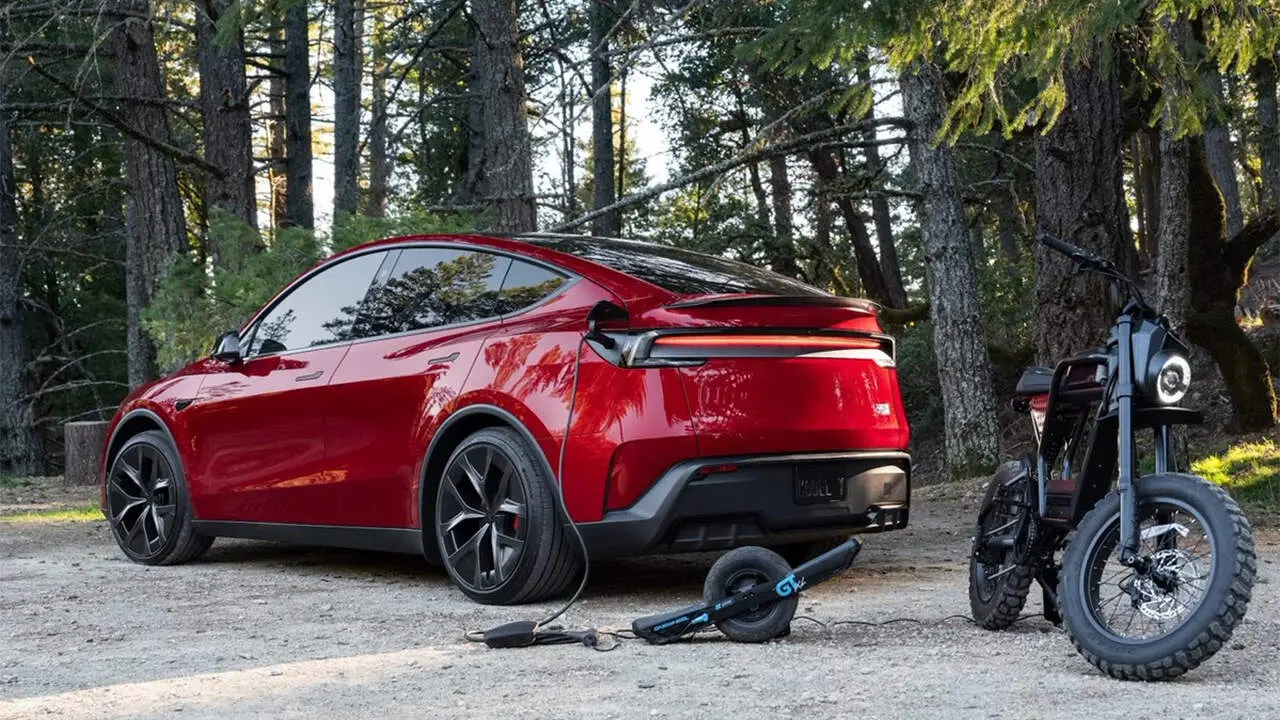 Tesla Model Y Premium con V2L