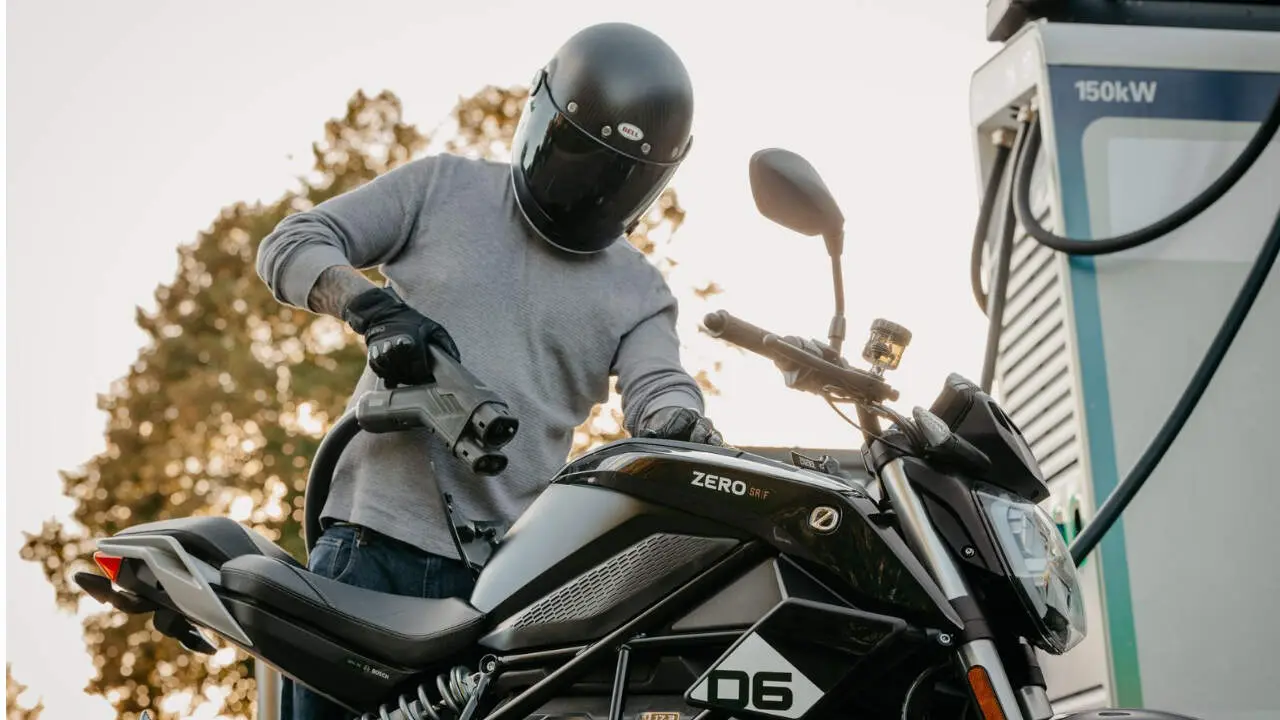 Zero Motorcycles acepta carga rapida