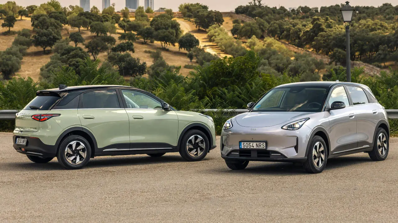 Geely E2 - Color verde y gris