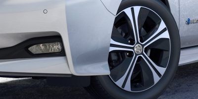 Nissan_Leaf-llantas