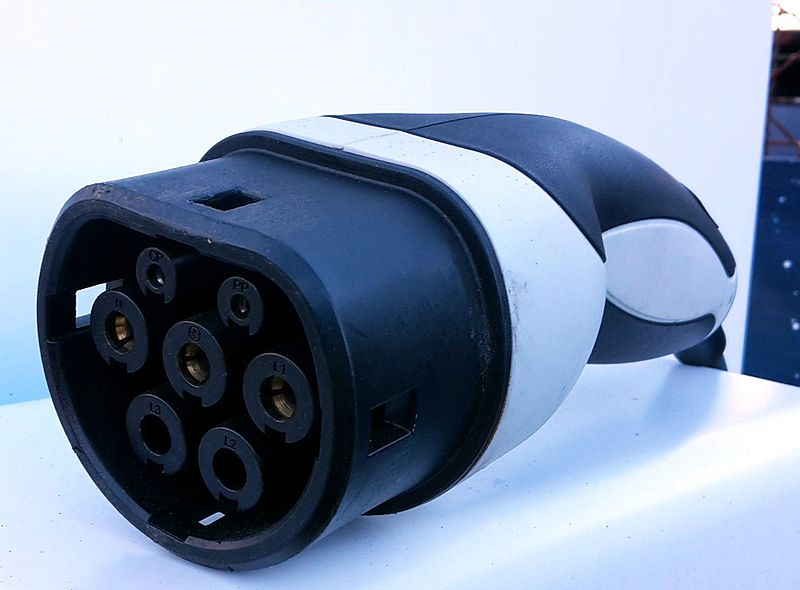 Conetor Tipo 2 (Mennekes)