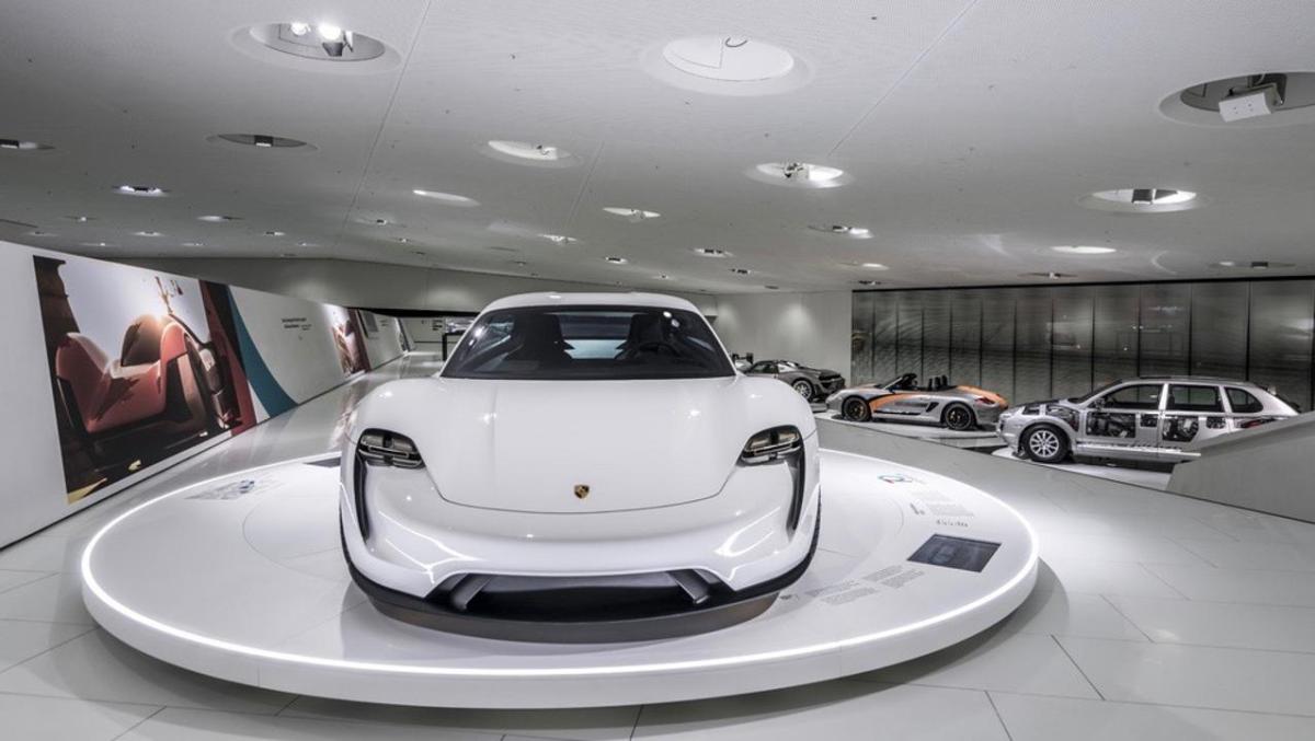 Porsche-exposicion_Museo01