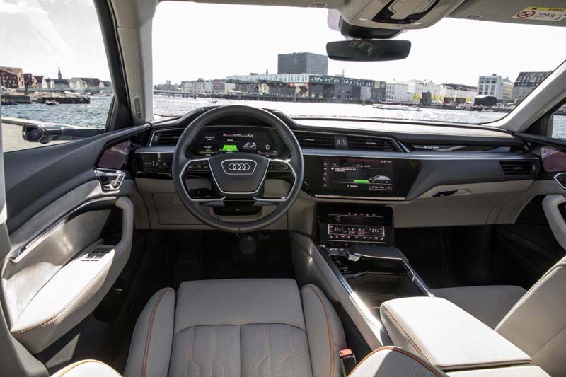 Interior-Audi-e_tron-quattro_Retrovisoresjpg