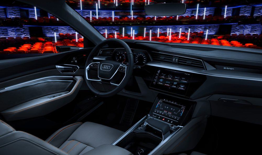 Interior-Audi-e-tron quattro04