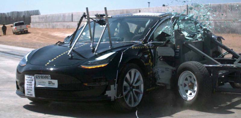 Choque-Lateral-Model3-NHTSA01