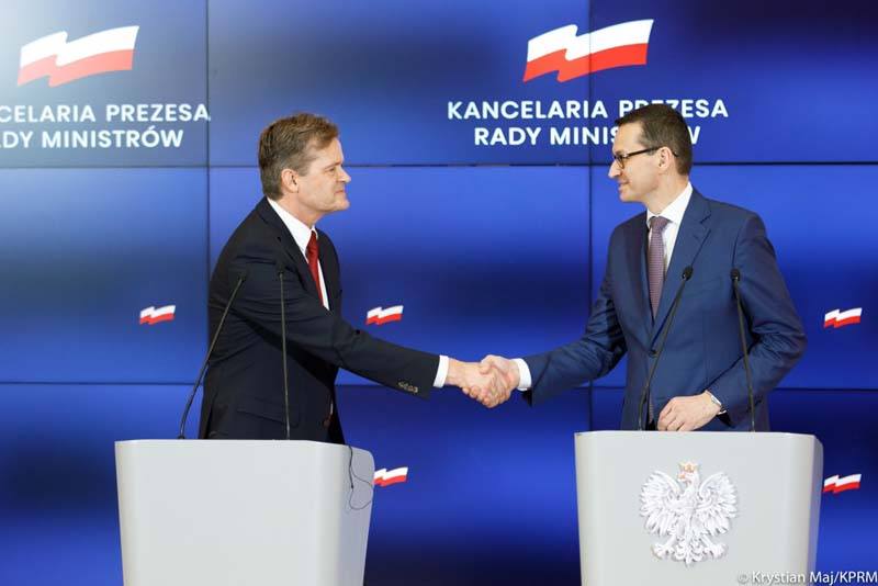 Markus_Schäfer(izq)-Mateusz_Morawiecki(drcha)