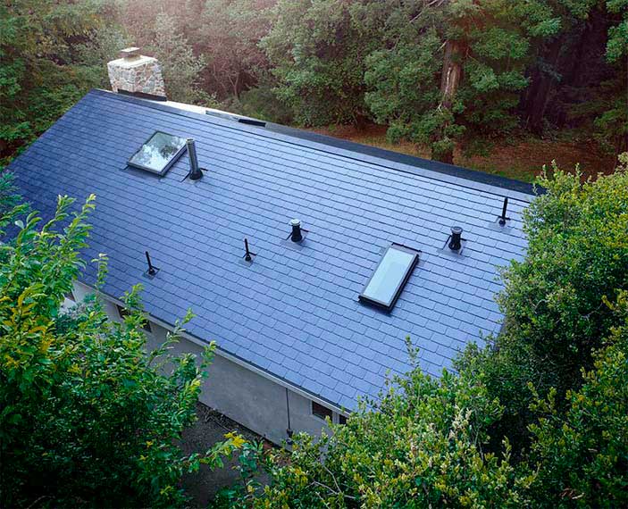 Tejado con tejas solares de Tesla
